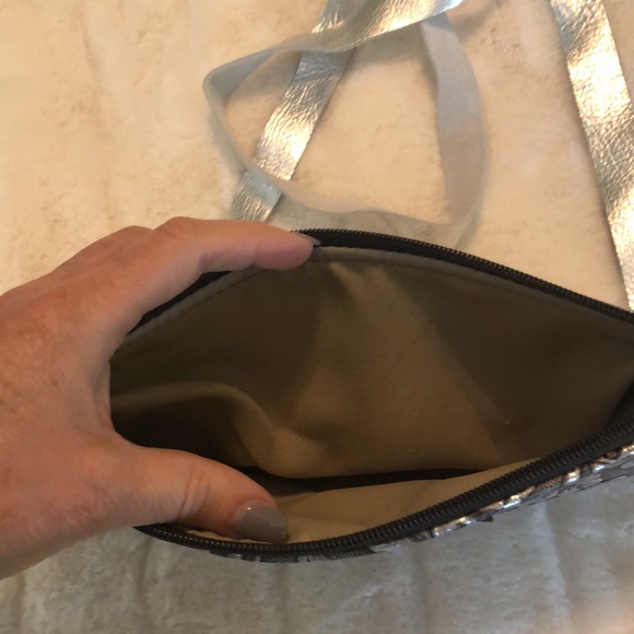 Keep It Gypsy leather silver crossbody with authentic LV patch - Picture 4 of 7